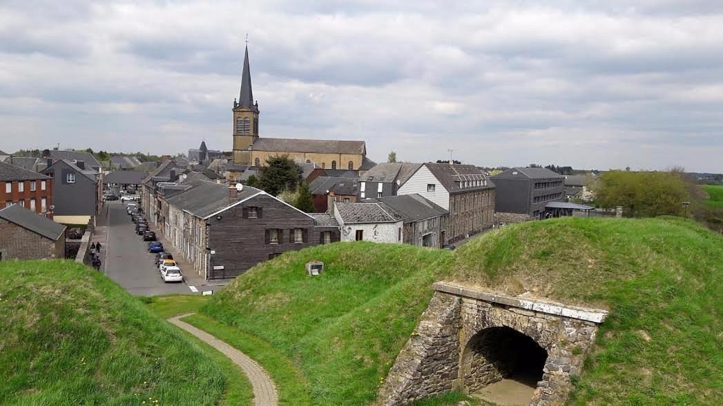 Appartamento La Roche Du Roy Rocroi Esterno foto